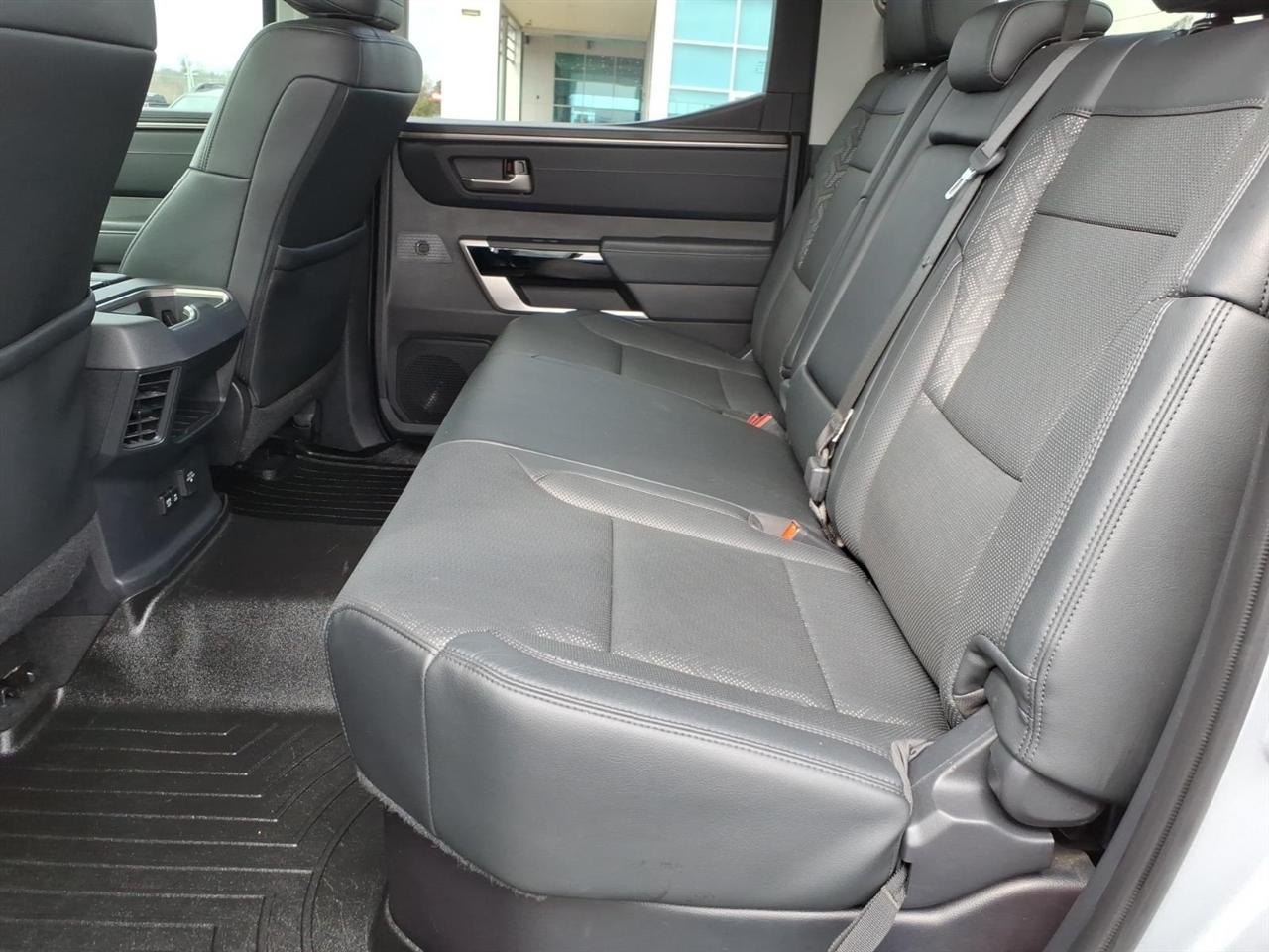 Toyota Tundra 4WD  2022