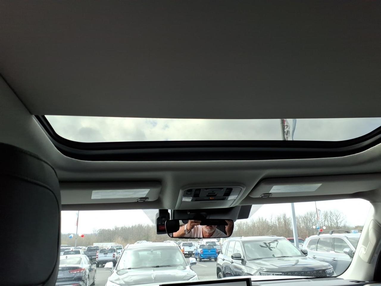 Toyota Tundra 4WD  2022