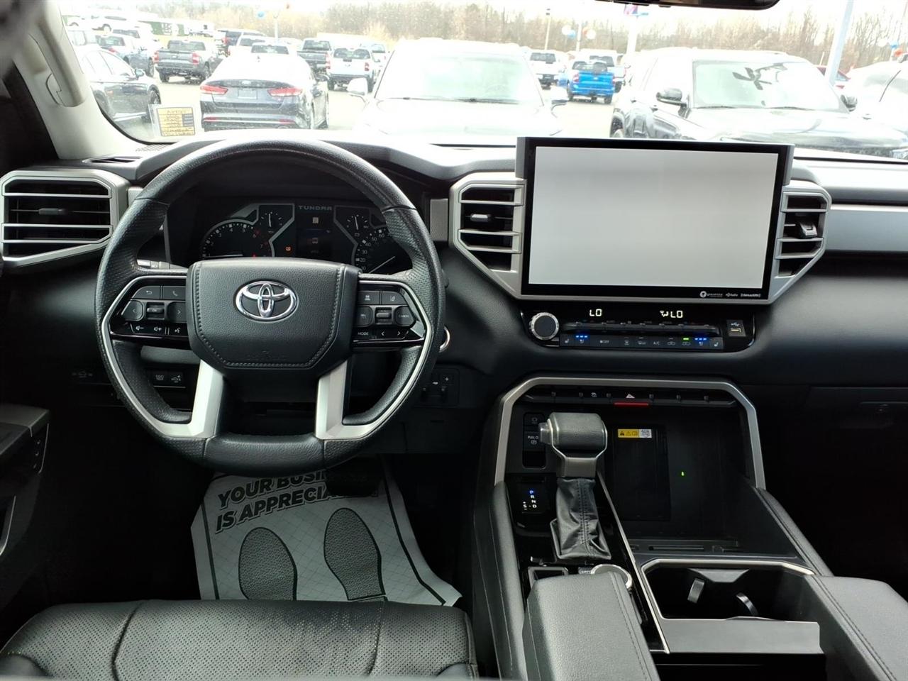 Toyota Tundra 4WD  2022