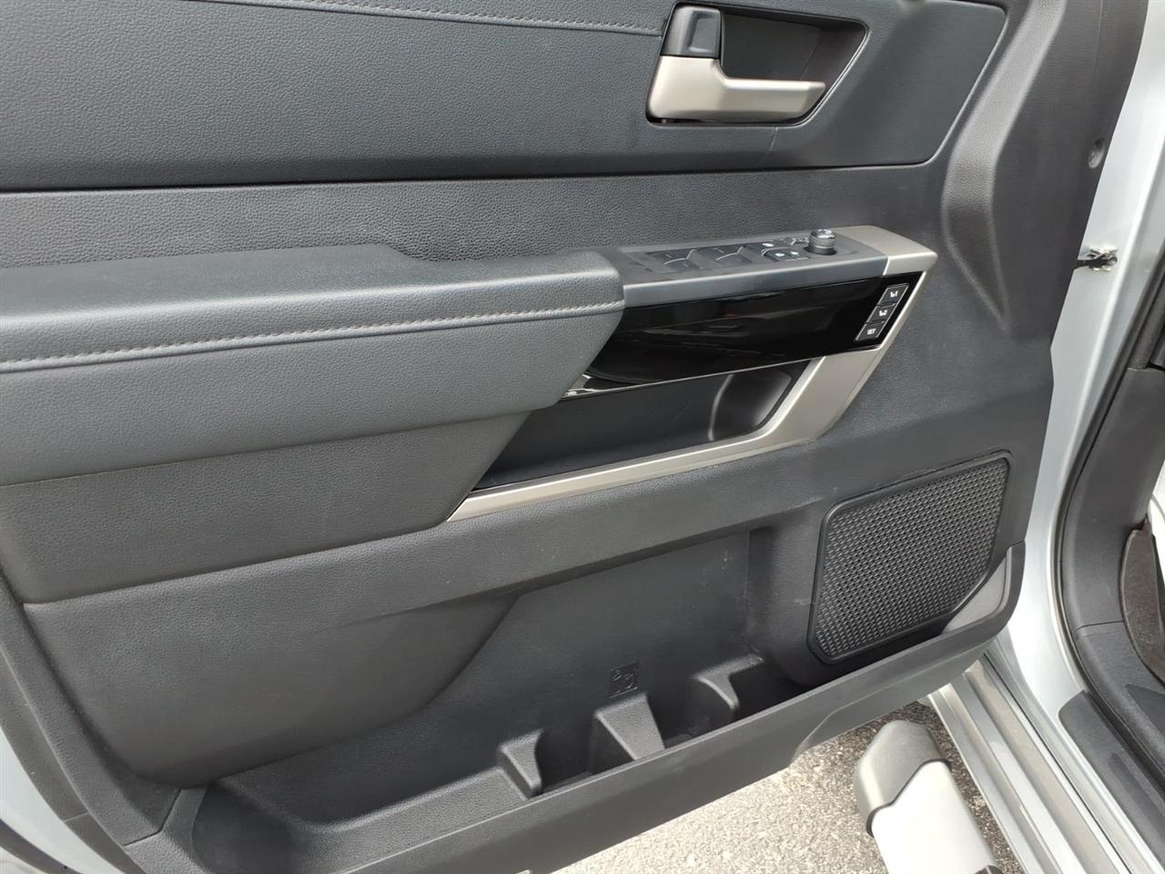 Toyota Tundra 4WD  2022