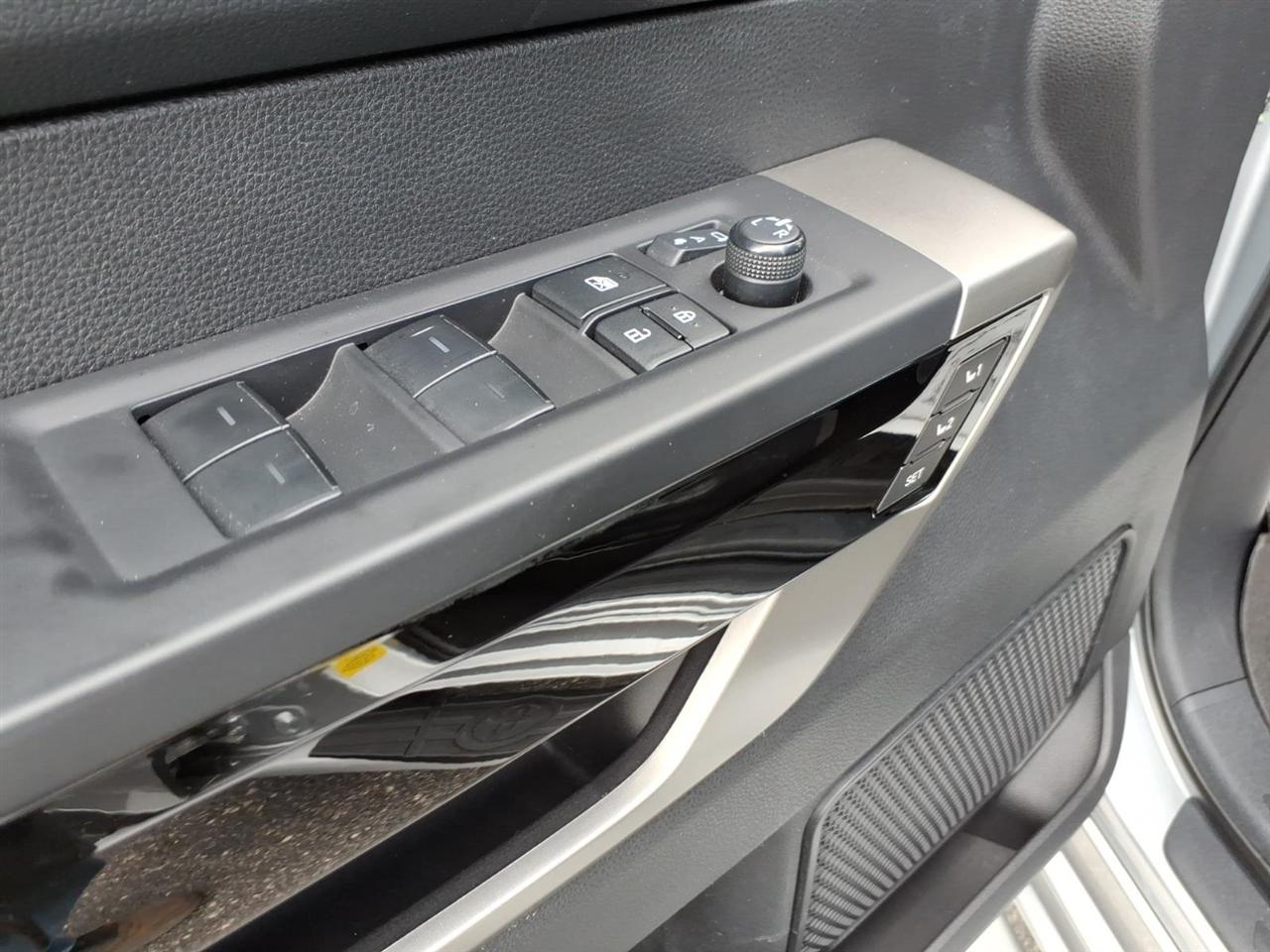 Toyota Tundra 4WD  2022