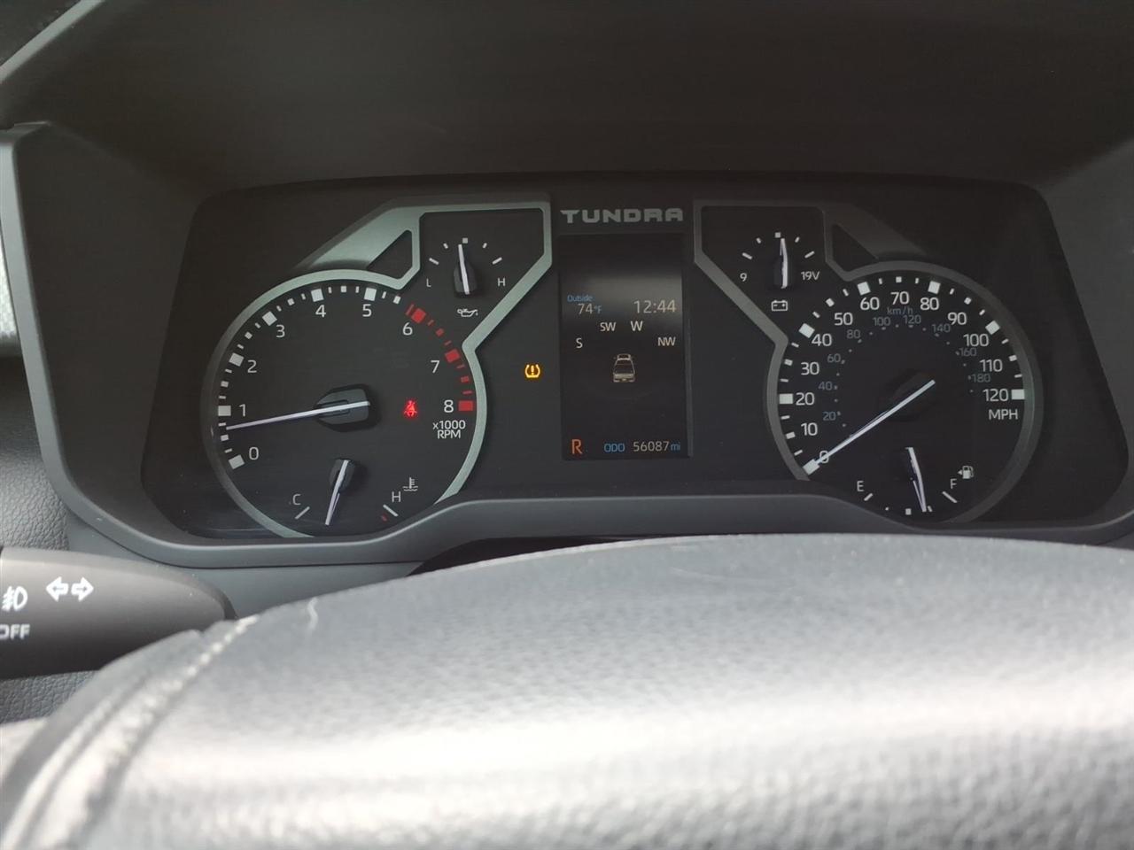 Toyota Tundra 4WD  2022