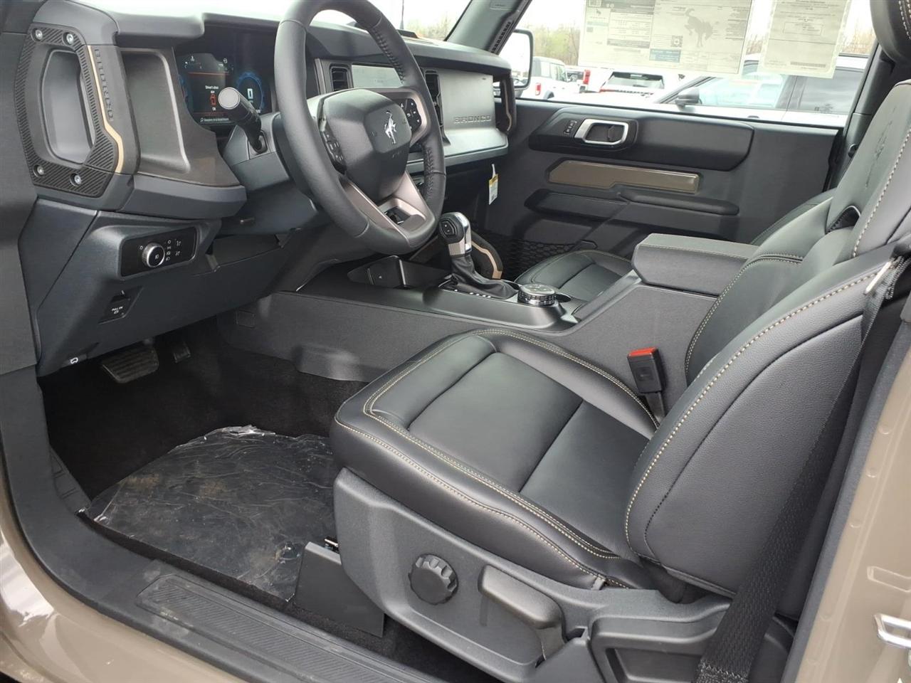 Ford Bronco  2026