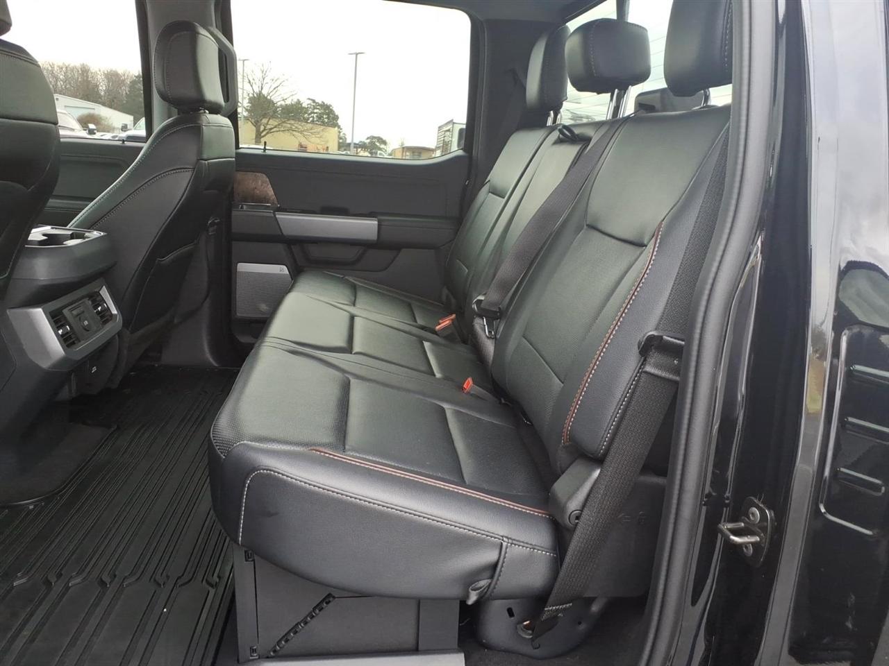 Ford Super Duty F-250 SRW  2024