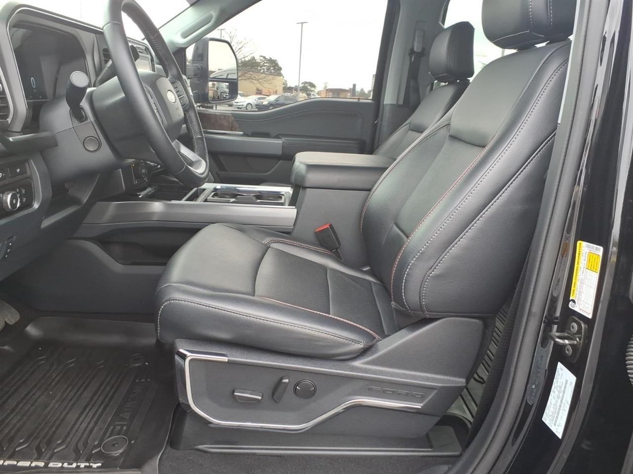 Ford Super Duty F-250 SRW  2024