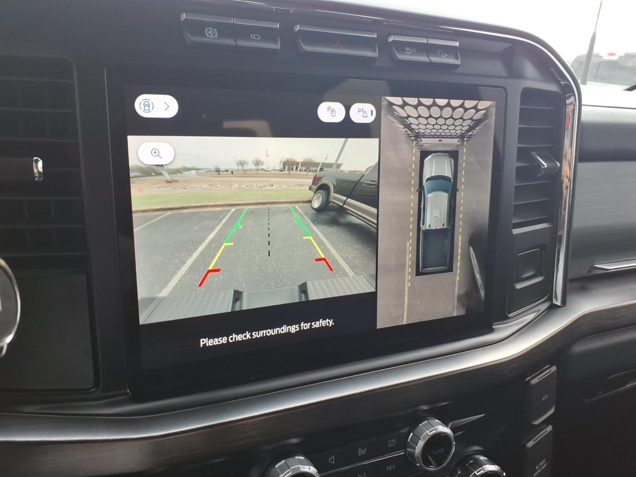 Ford Super Duty F-250 SRW  2024