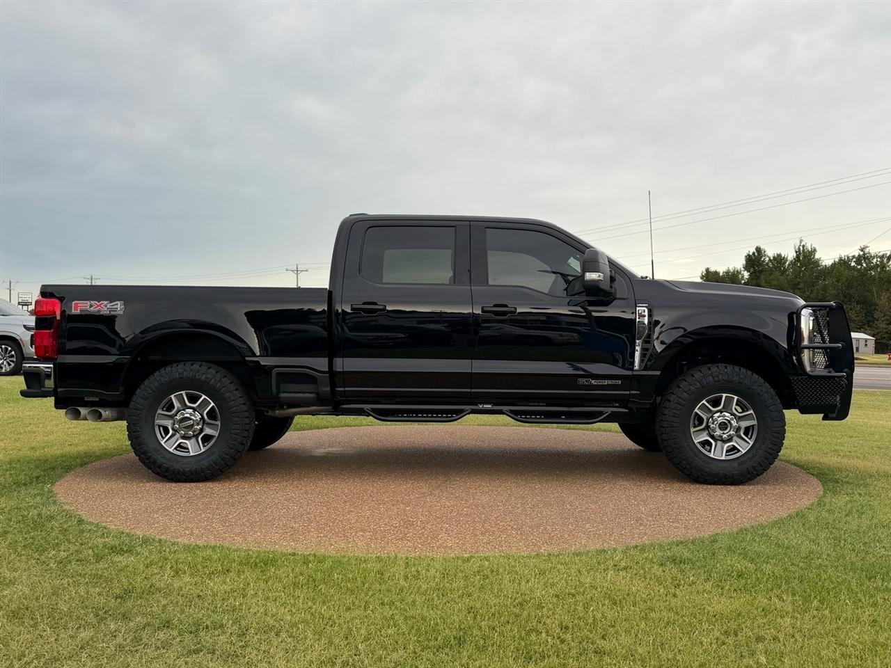 Ford Super Duty F-250 SRW  2024