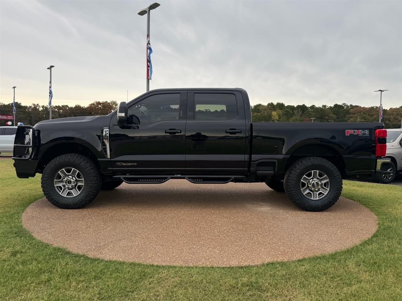 Ford Super Duty F-250 SRW  2024