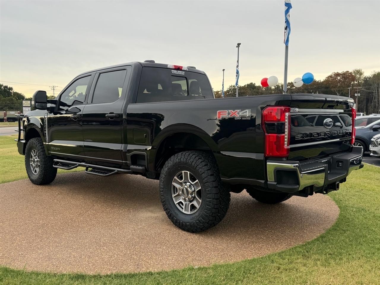 Ford Super Duty F-250 SRW  2024