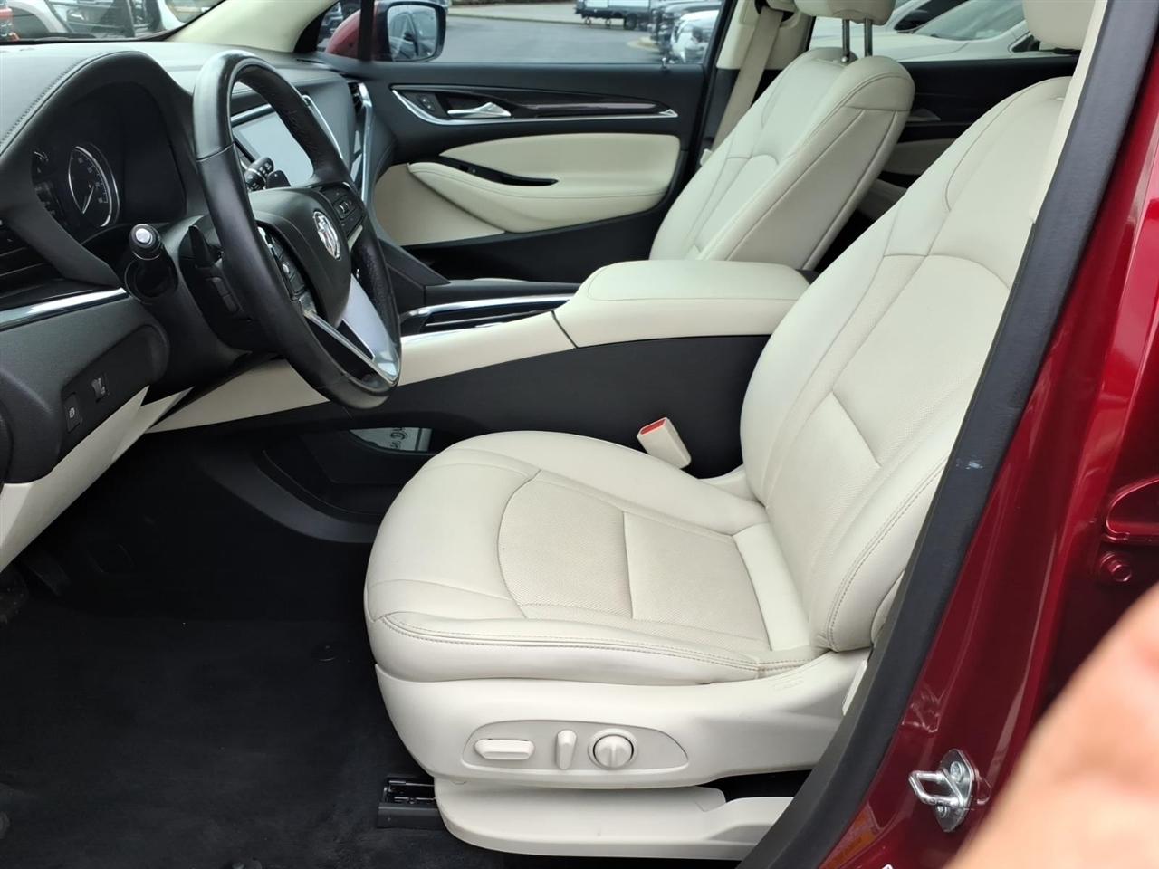 Buick Enclave  2023
