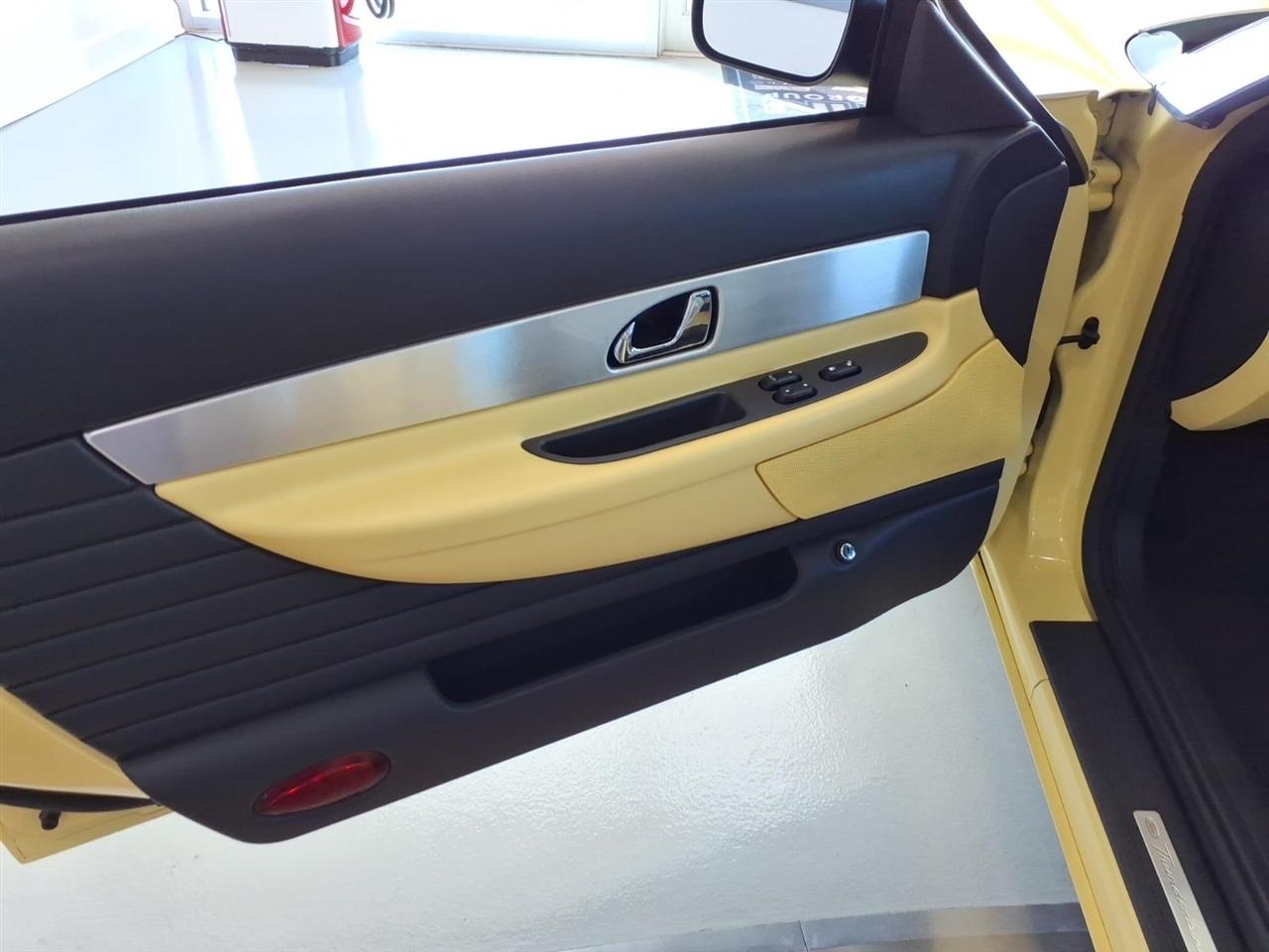 Ford Thunderbird  2002