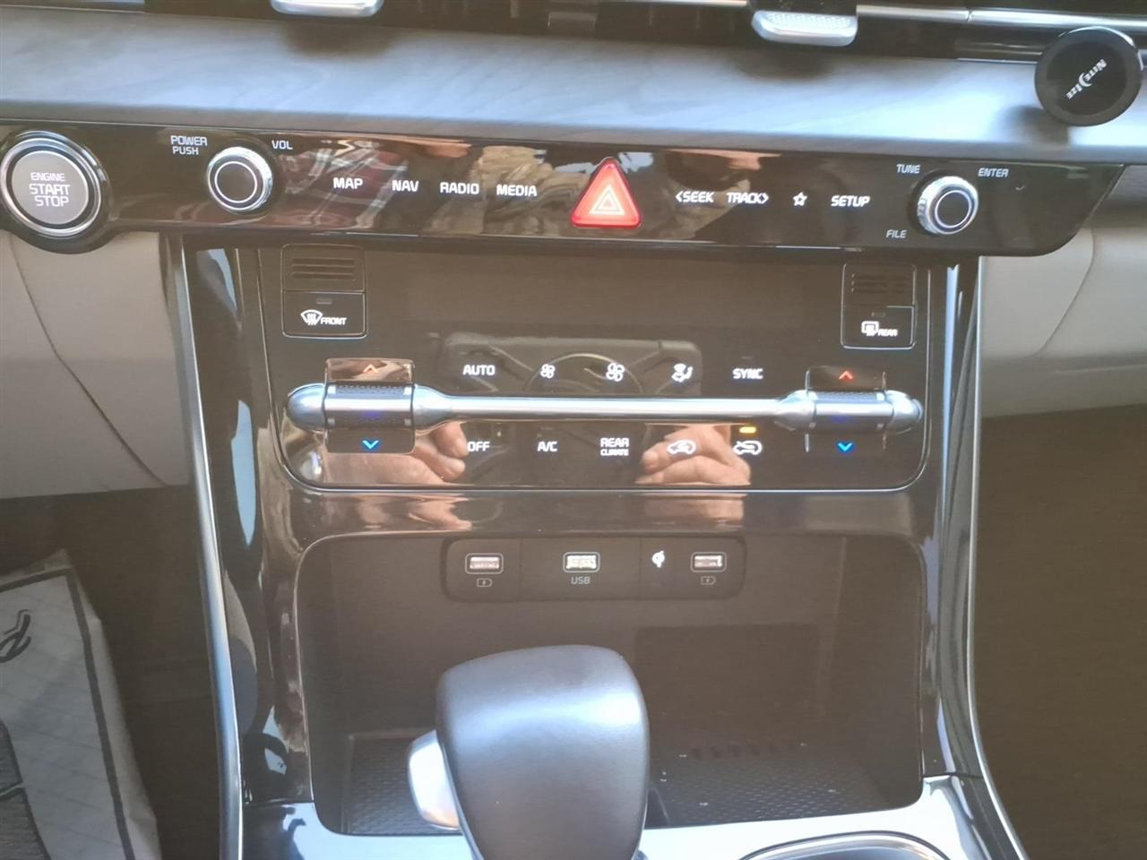 Kia Carnival  2022