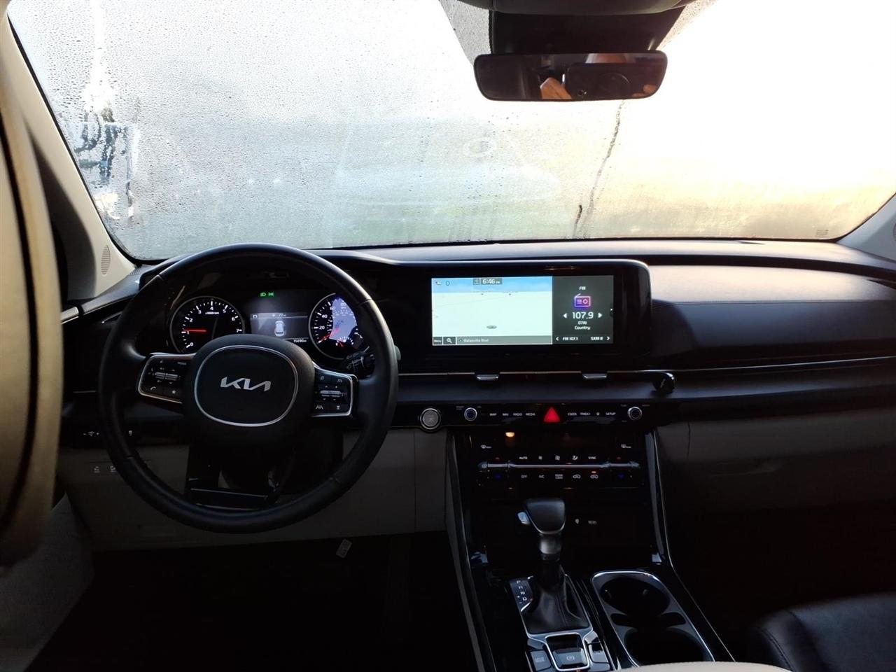 Kia Carnival  2022