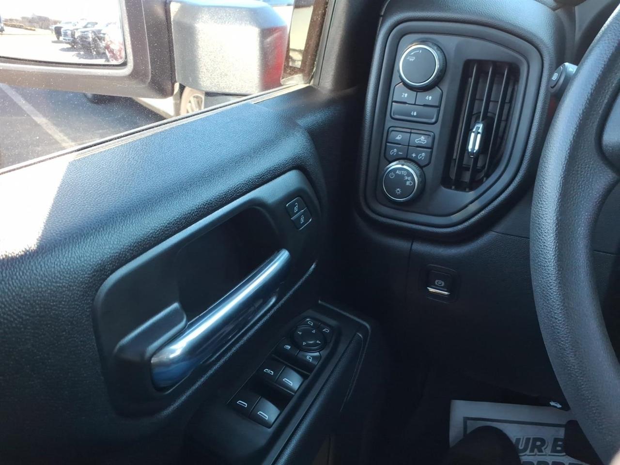 Chevrolet Silverado 2500HD  2024