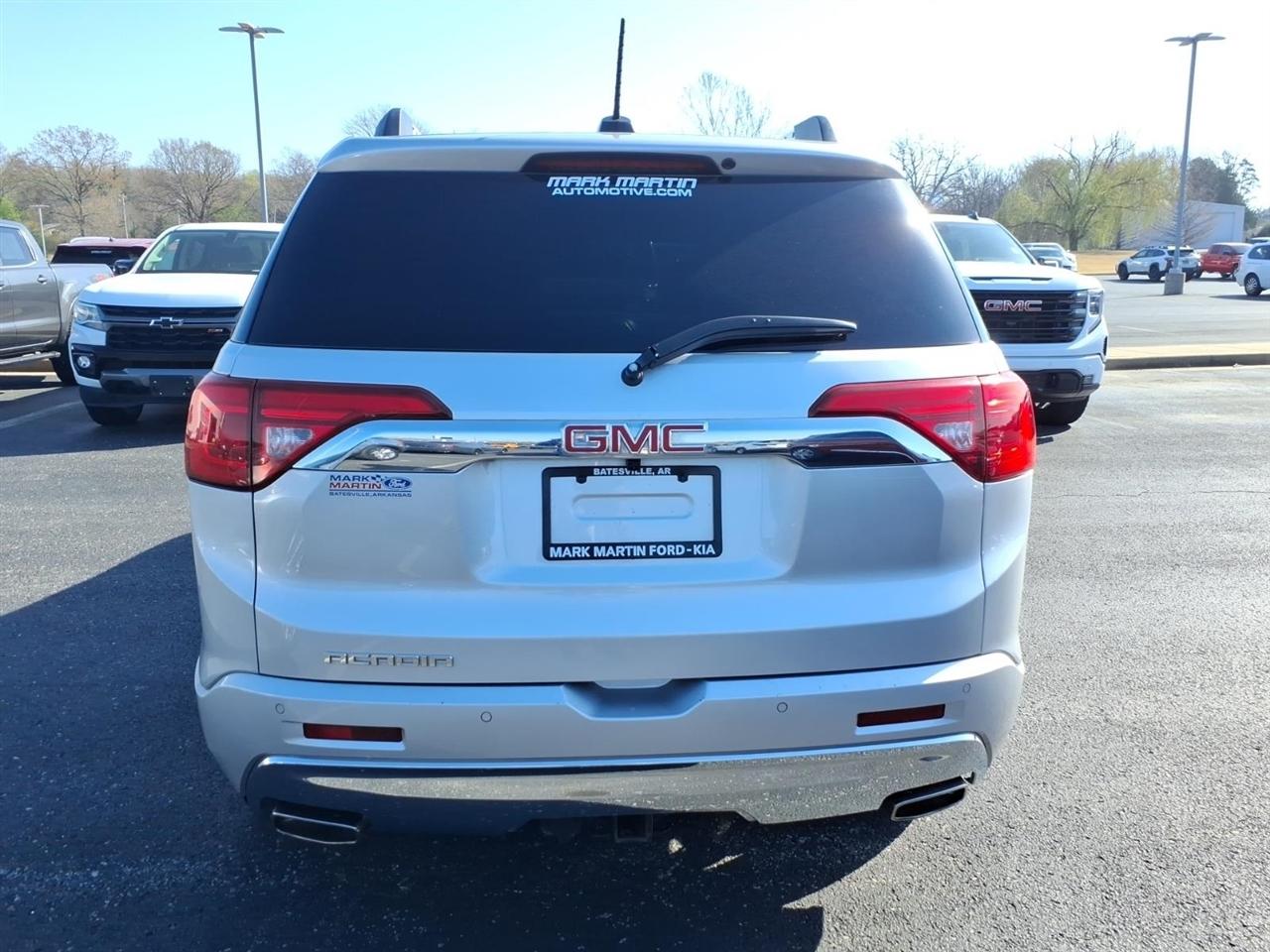 GMC Acadia  2019