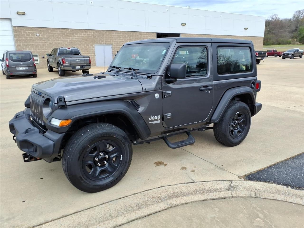 Jeep Wrangler  2021