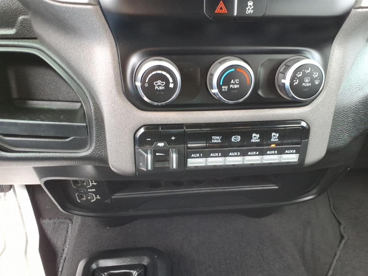 Dodge 5500 Chassis Cab  2021