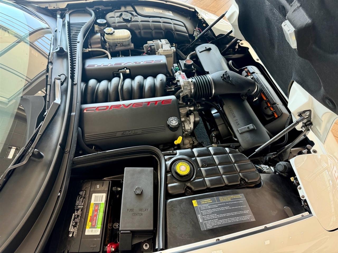 Chevrolet Corvette  2001