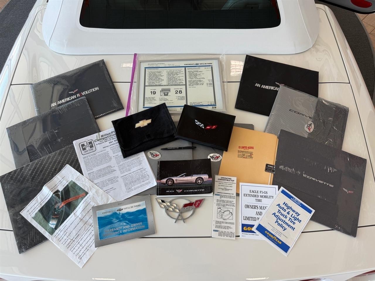 Chevrolet Corvette  2001