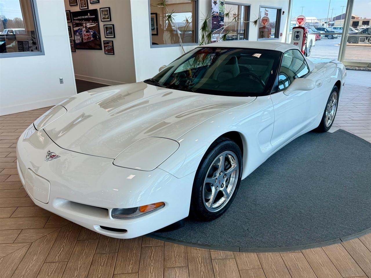 Chevrolet Corvette  2001
