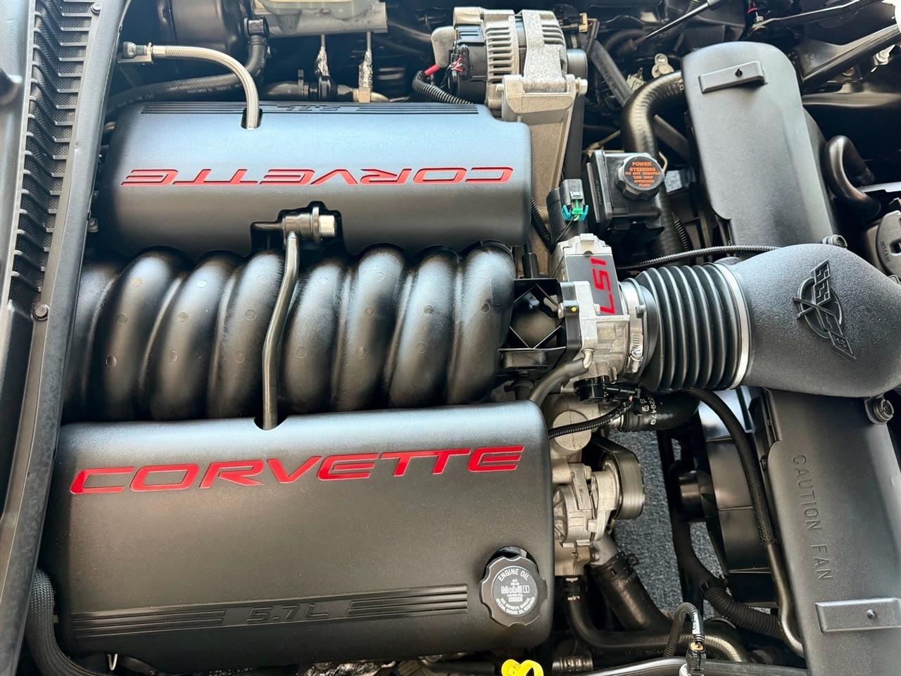 Chevrolet Corvette  2001