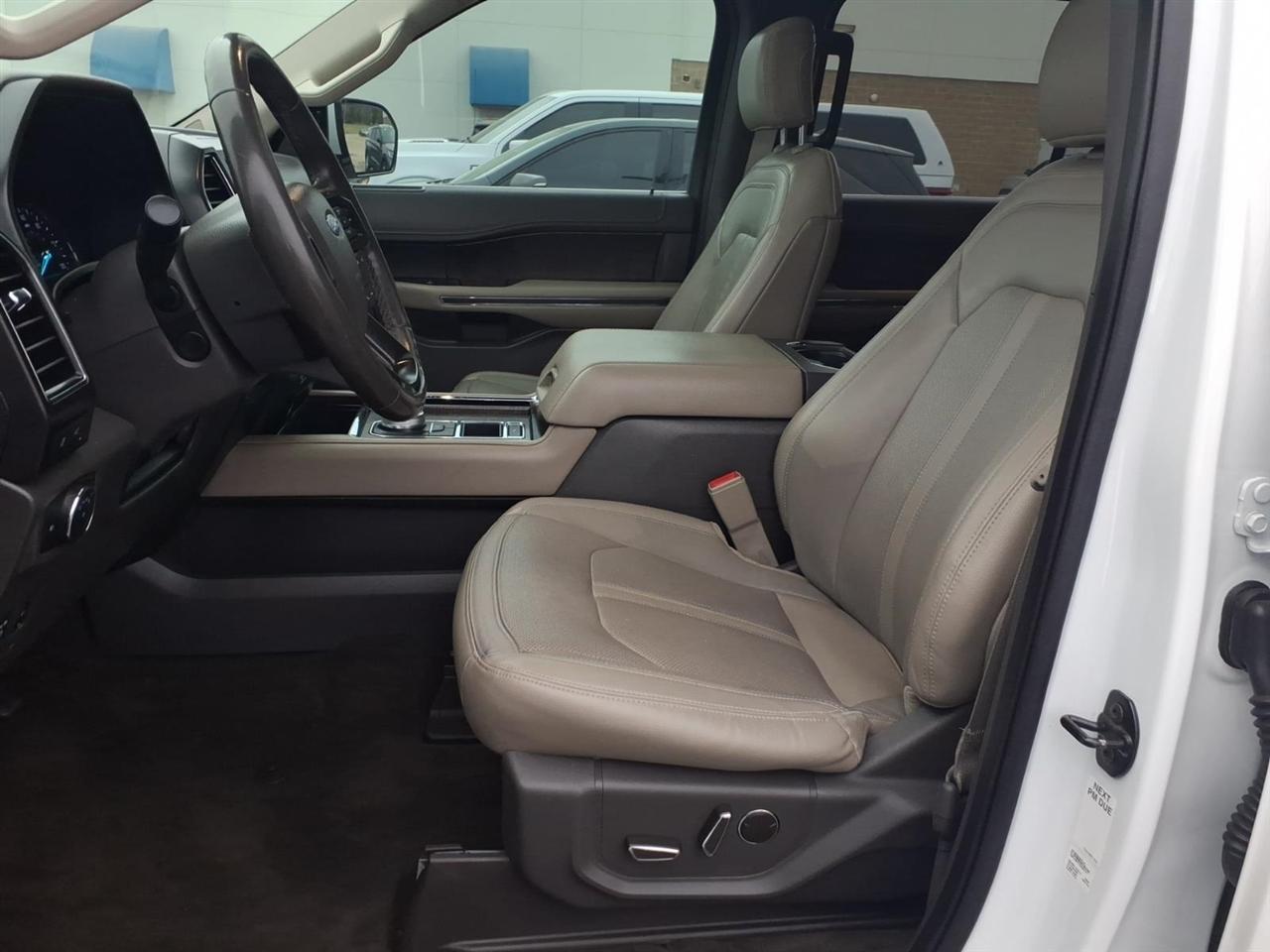 Ford Expedition  2020