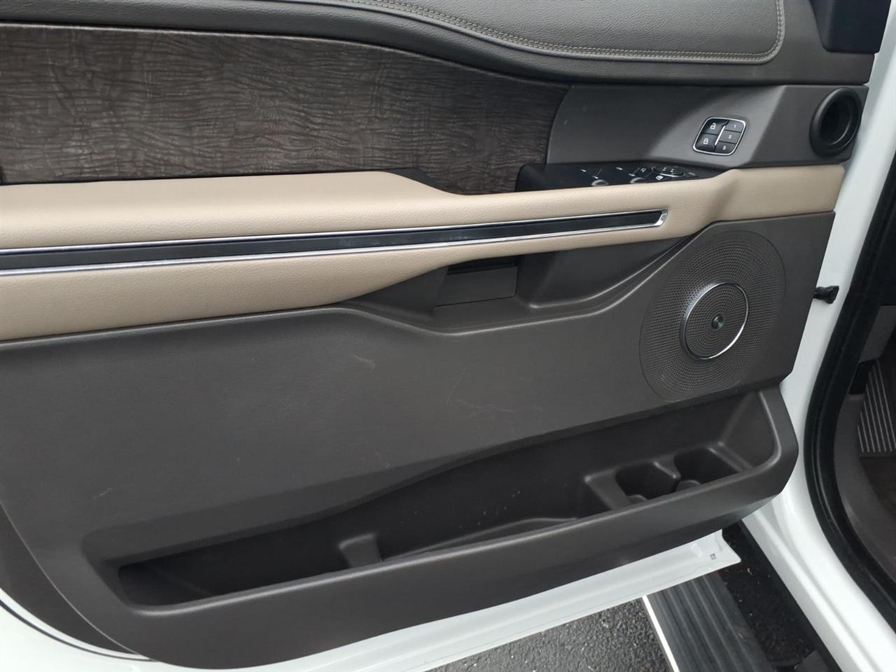 Ford Expedition  2020