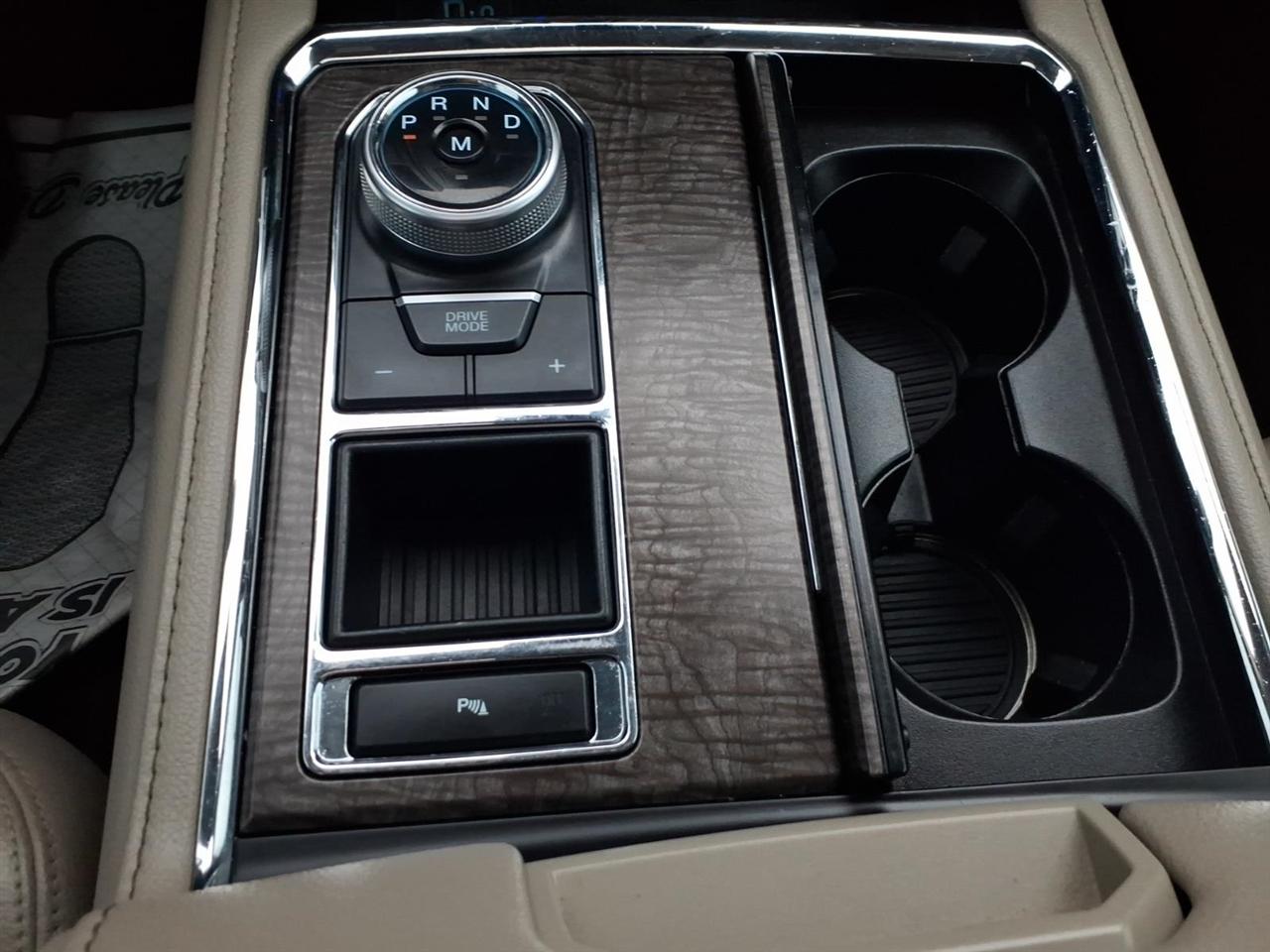 Ford Expedition  2020