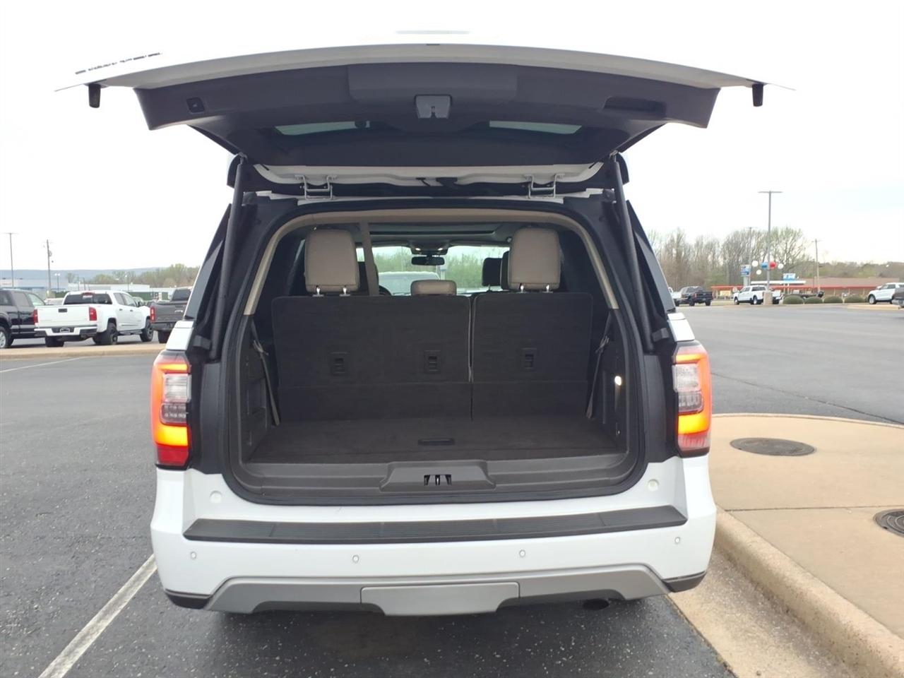 Ford Expedition  2020