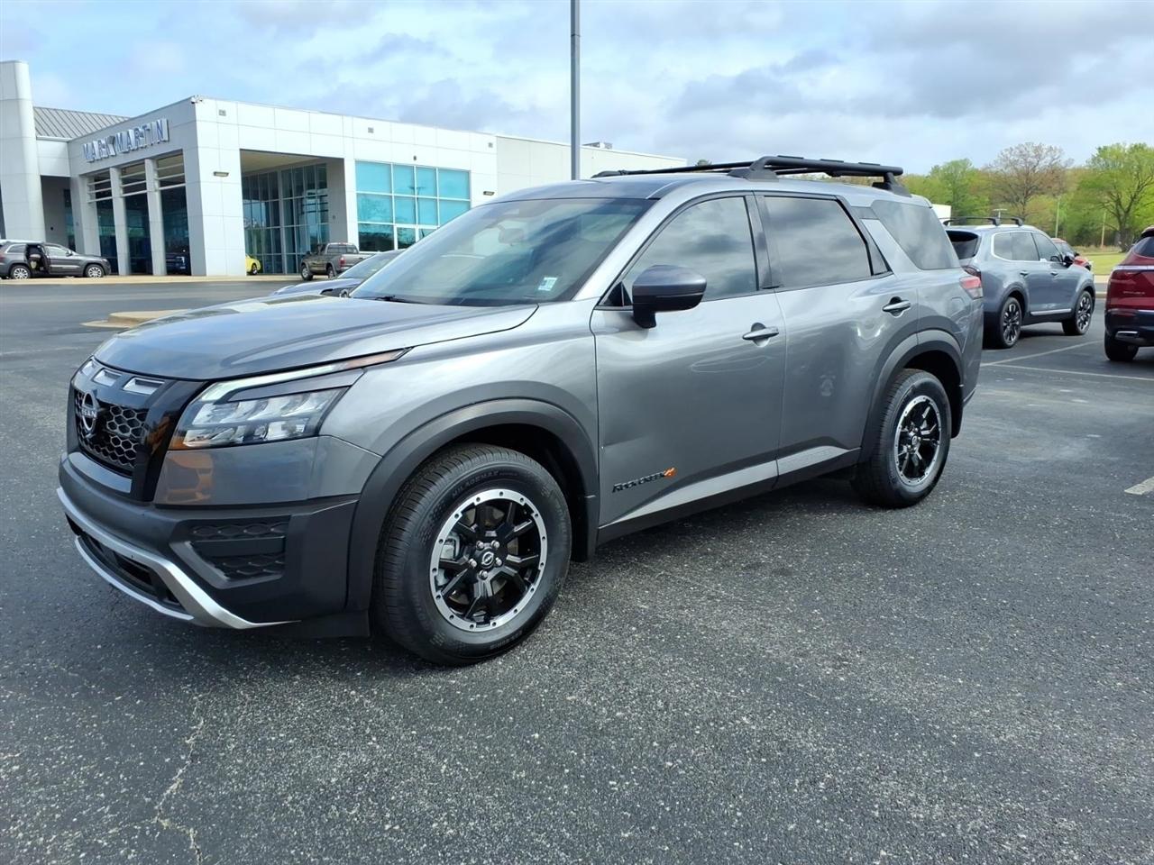 Nissan Pathfinder  2023