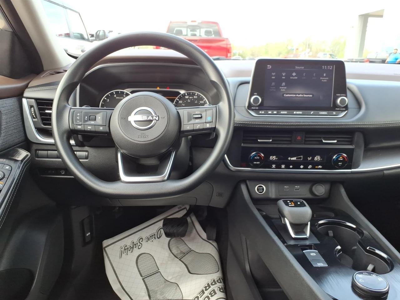 Nissan Rogue  2023