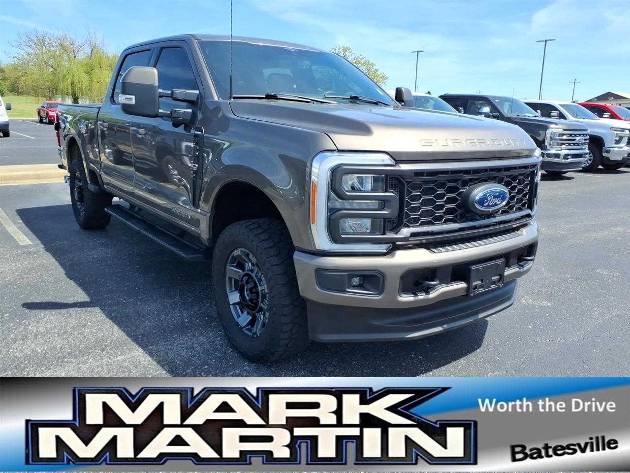 2023 Ford Super Duty F-250 SRW Lariat