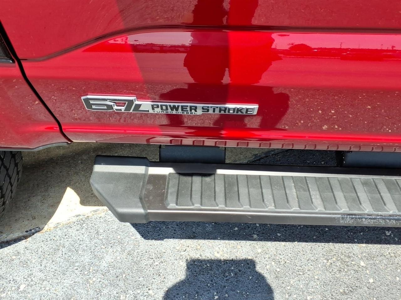 Ford Super Duty F-250 SRW  2025