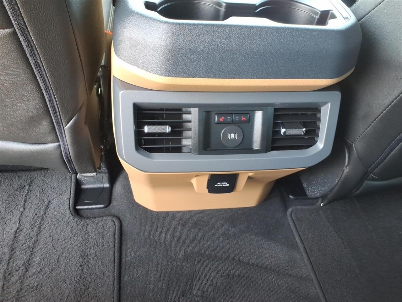 Ford Super Duty F-250 SRW  2025