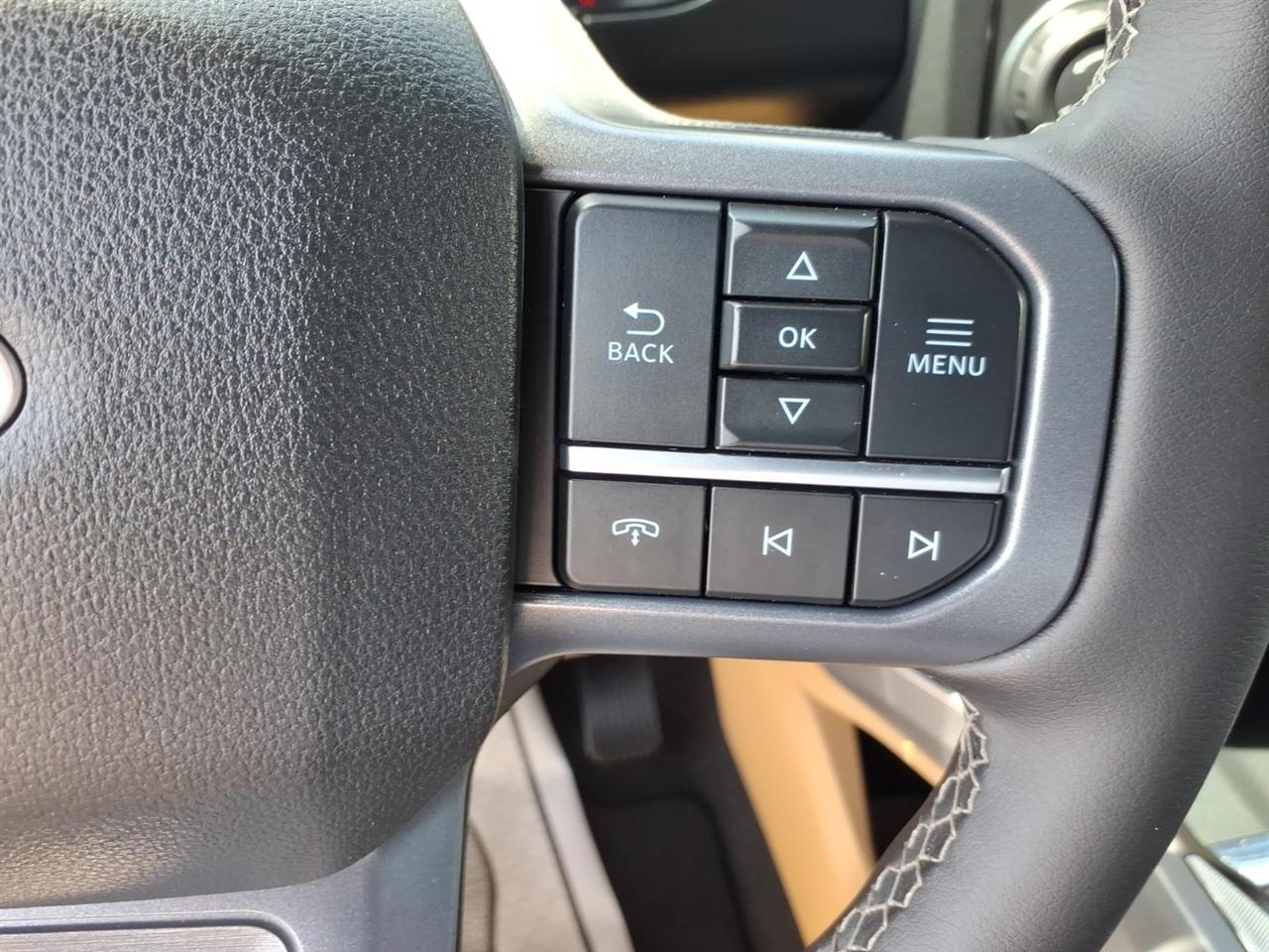 Ford Super Duty F-250 SRW  2025