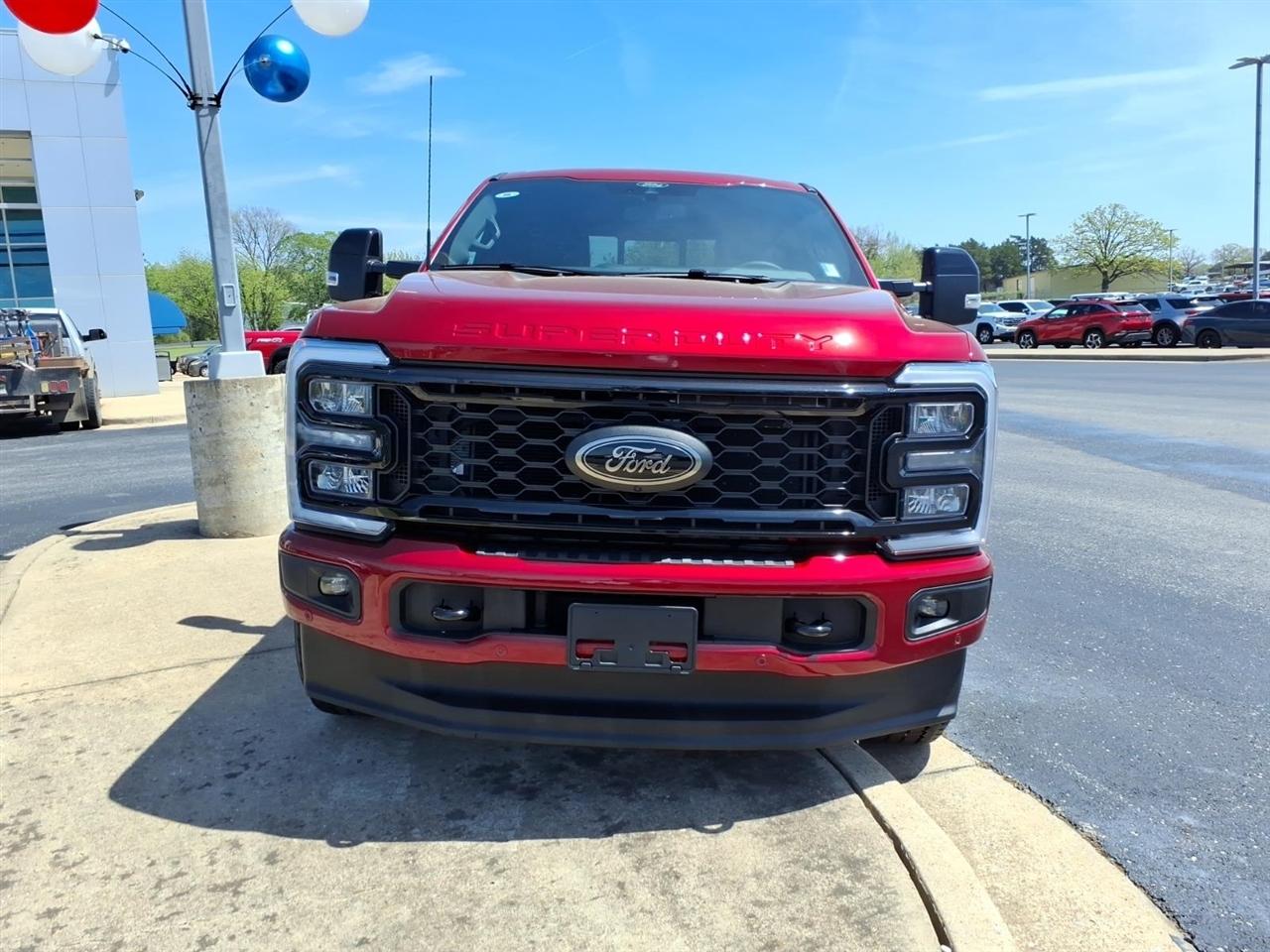 Ford Super Duty F-250 SRW  2025