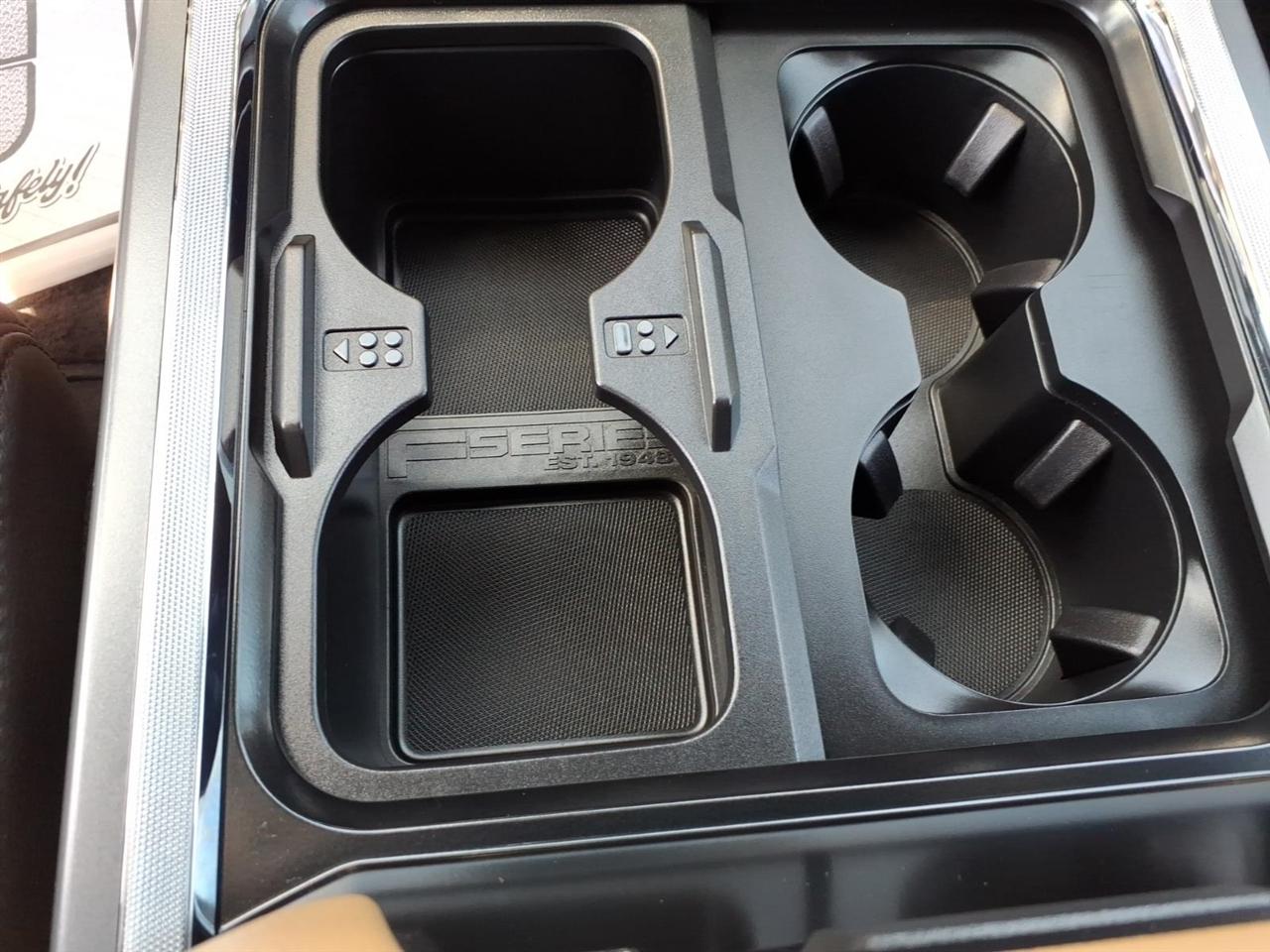 Ford Super Duty F-250 SRW  2025