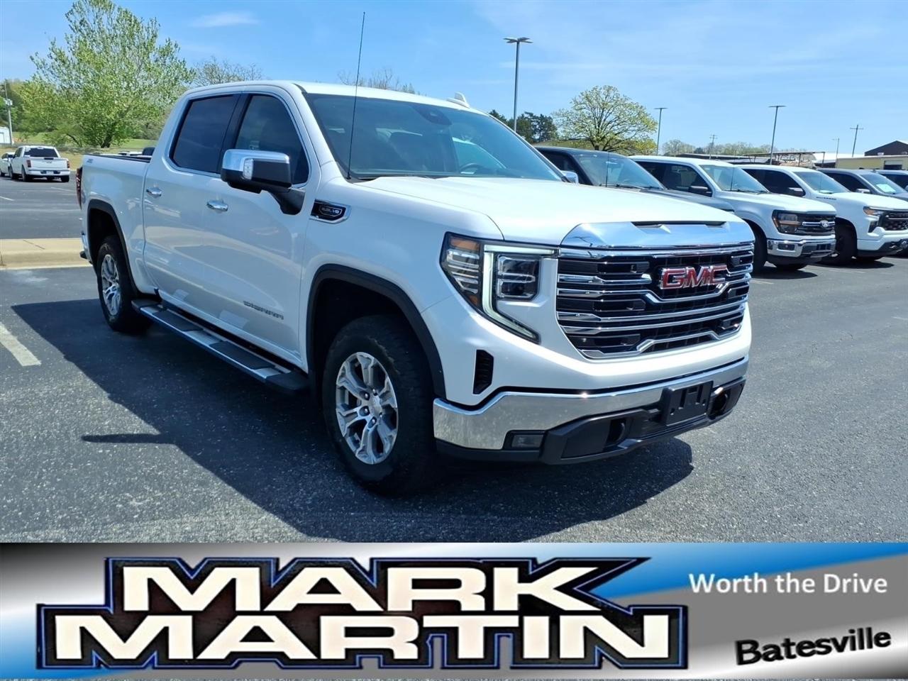 2024 GMC Sierra 1500 SLT