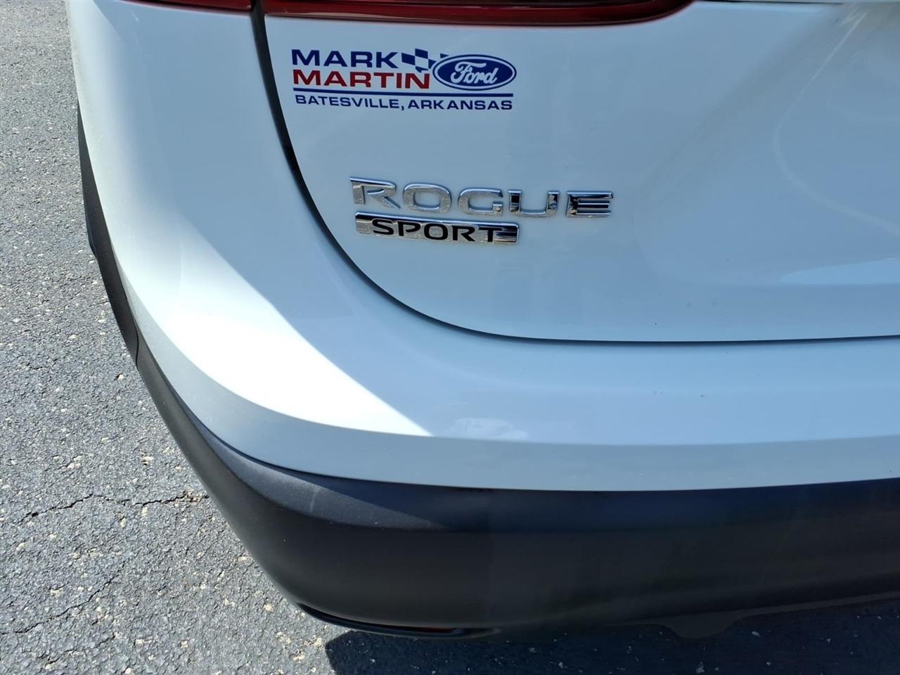 Nissan Rogue Sport  2019