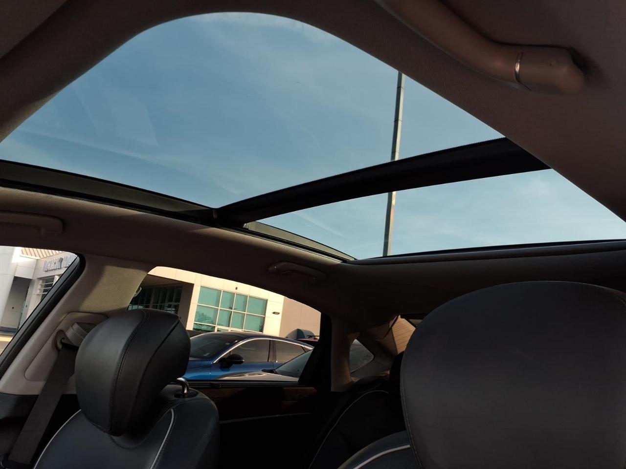 Hyundai Genesis  2015