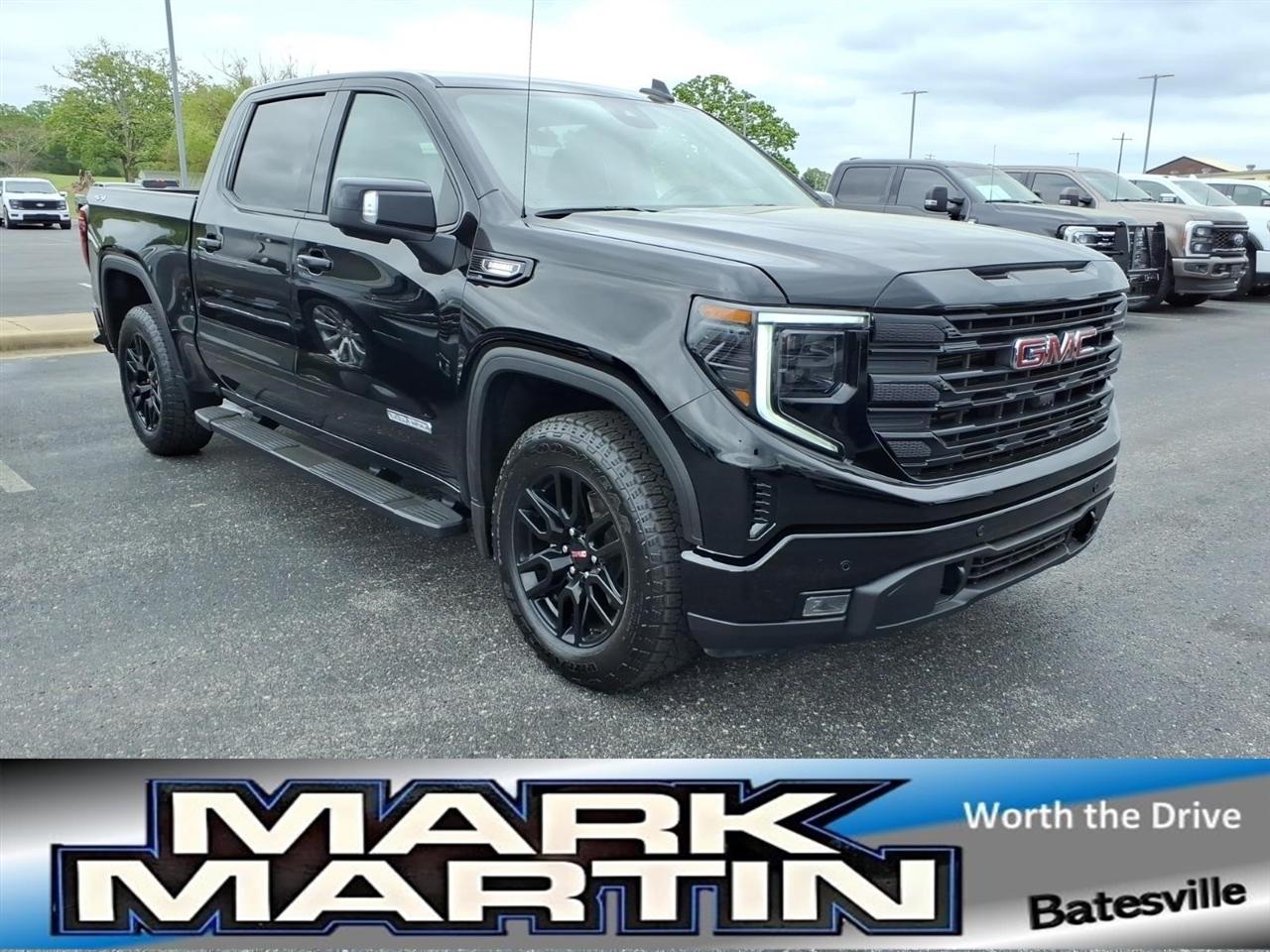 2025 GMC Sierra 1500 Elevation