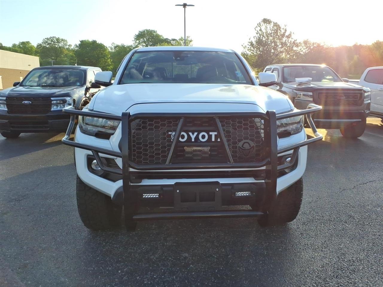 Toyota Tacoma 4WD  2023