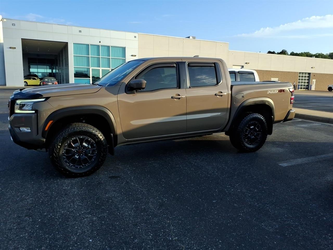 Nissan Frontier  2023