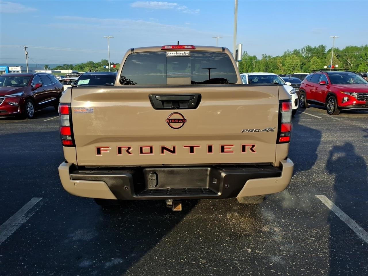 Nissan Frontier  2023