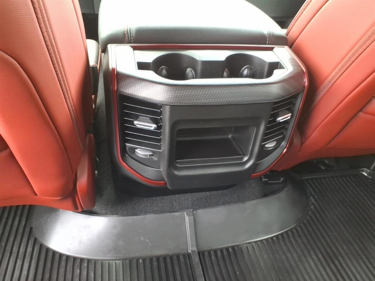 RAM 1500  2025
