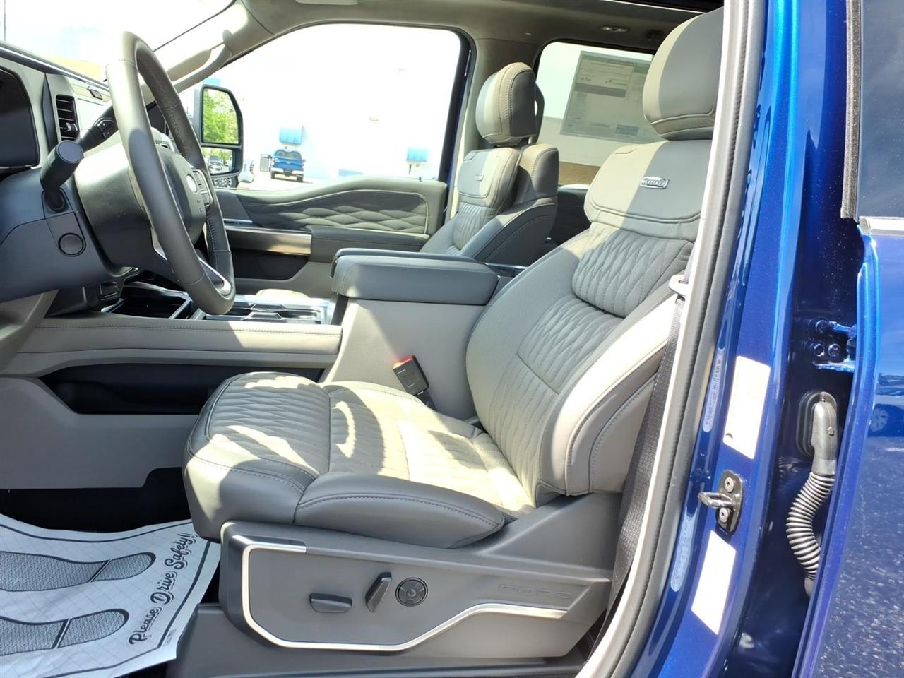 Ford Super Duty F-450 DRW  2026