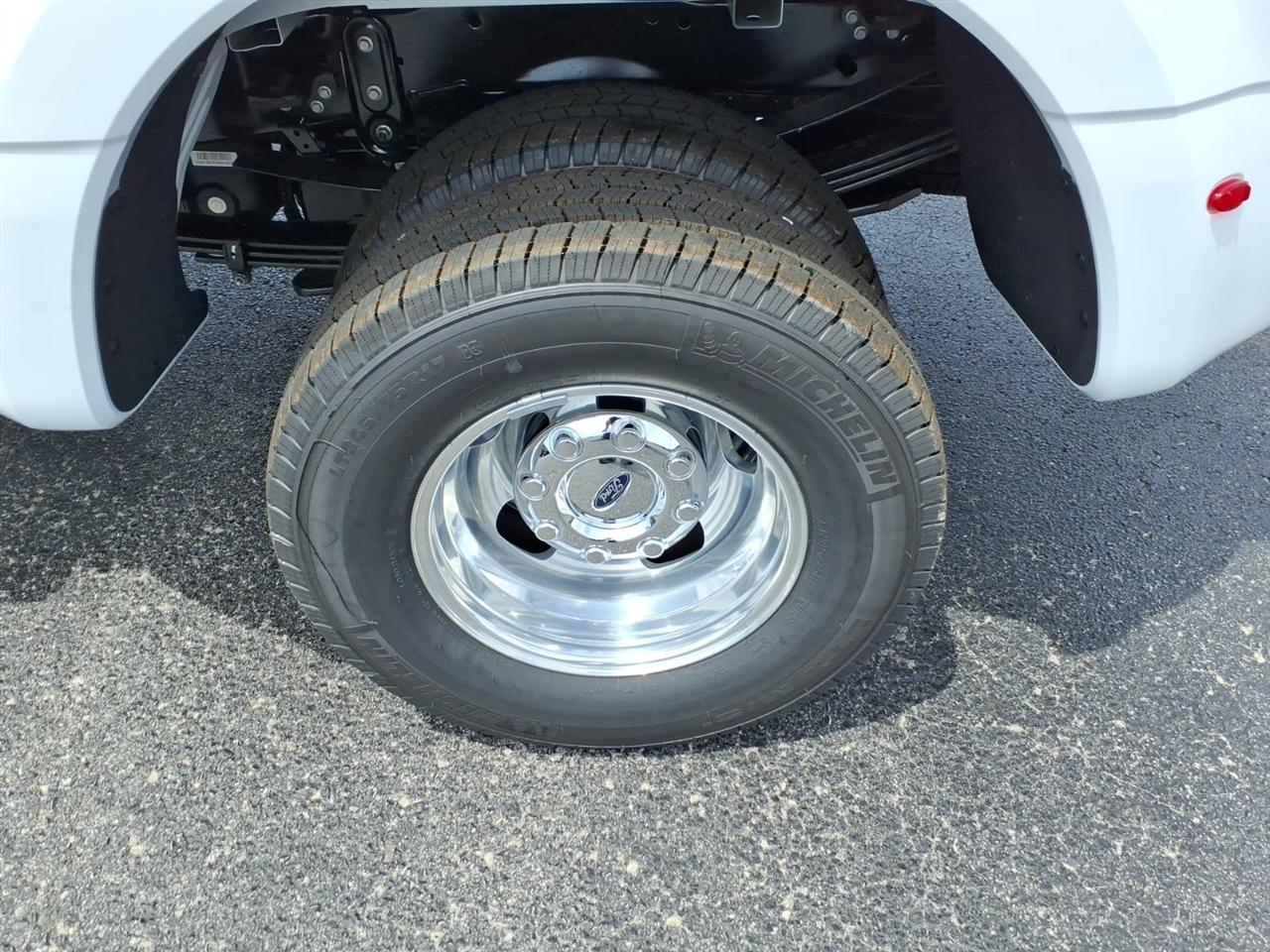 Ford Super Duty F-350 DRW  2026