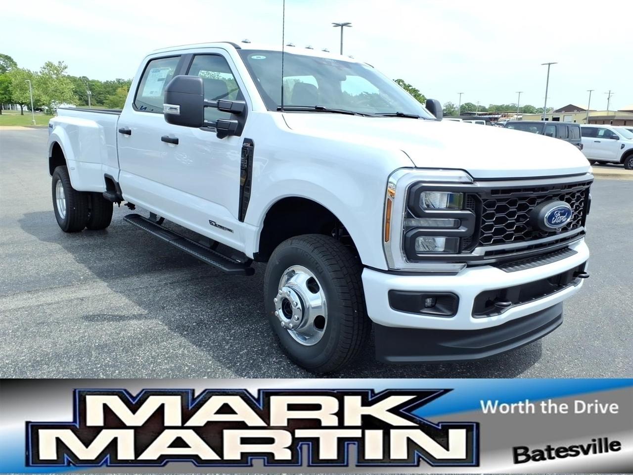 2026 Ford Super Duty F-350 DRW XLT