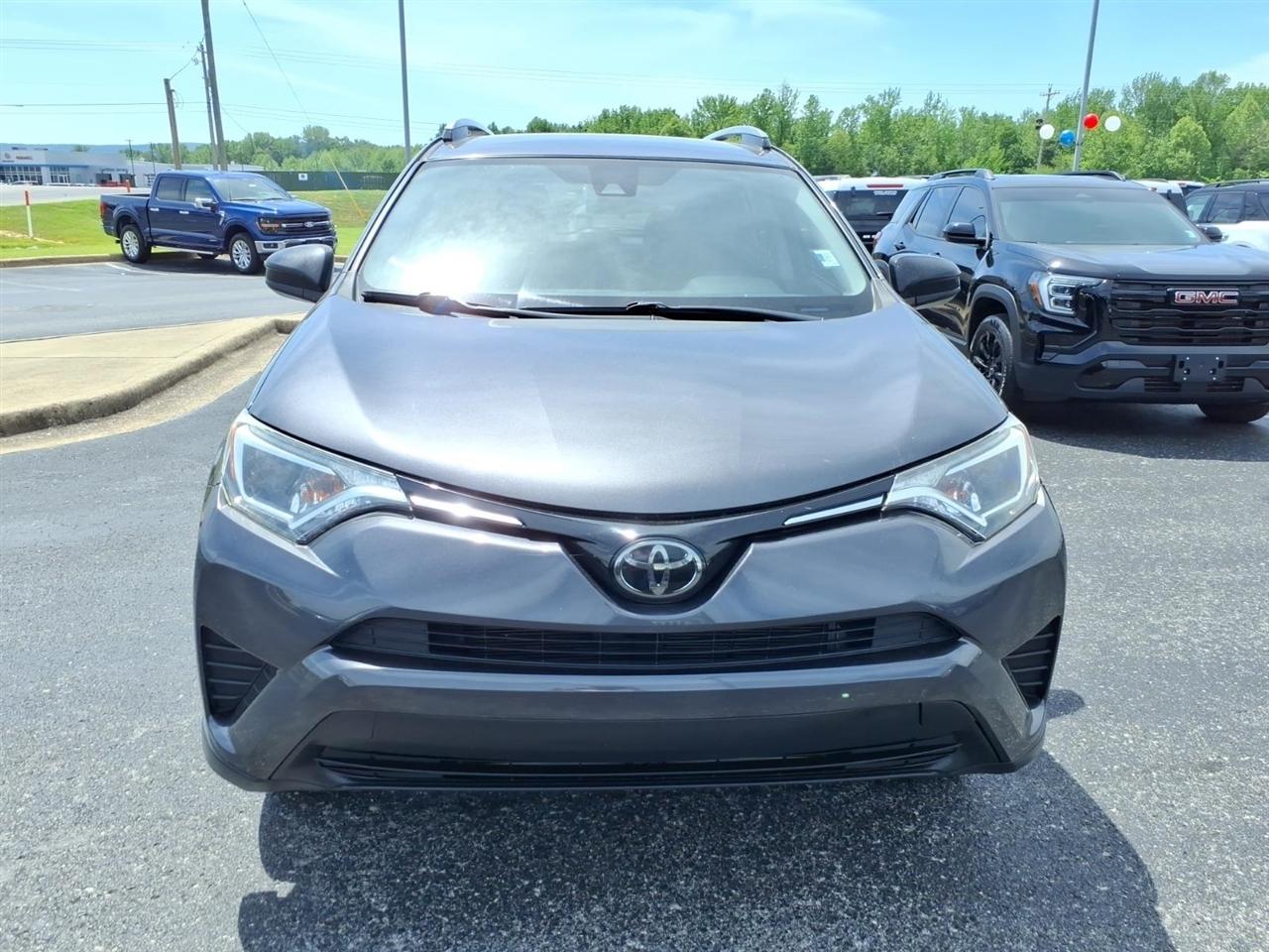 Toyota RAV4  2018