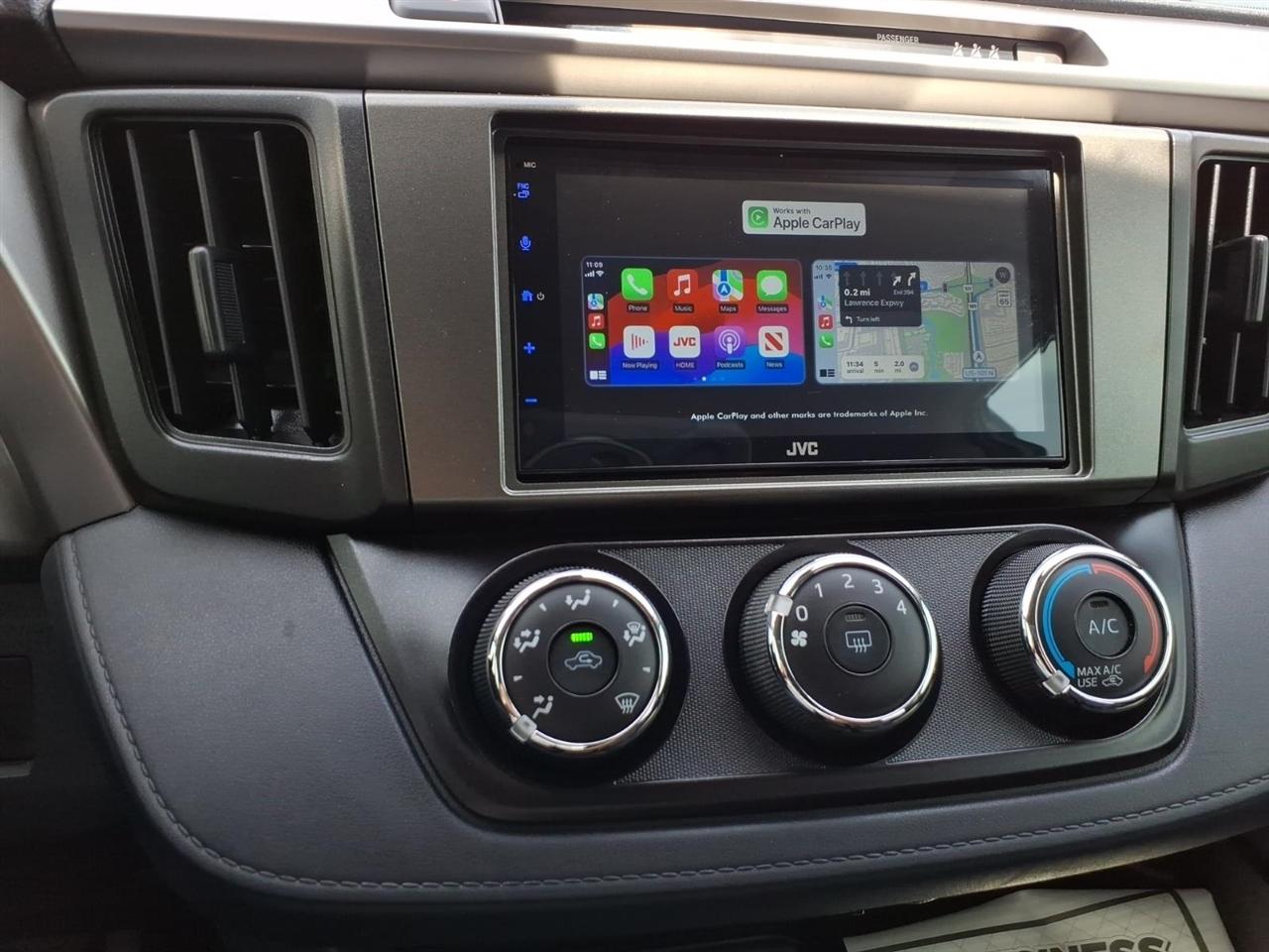 Toyota RAV4  2018